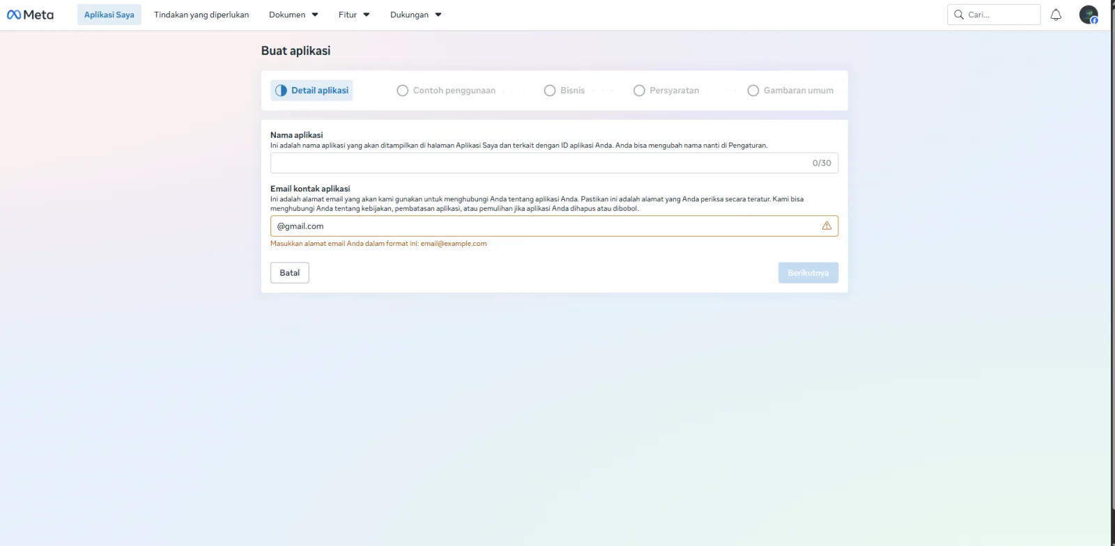 Form pembuatan aplikasi: nama dan email kontak